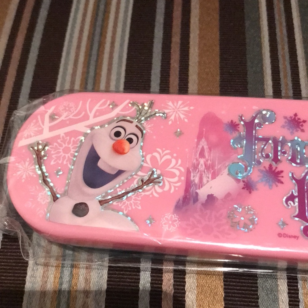 NWT Disney Frozen utensil case plastic box - Picture 7 of 13